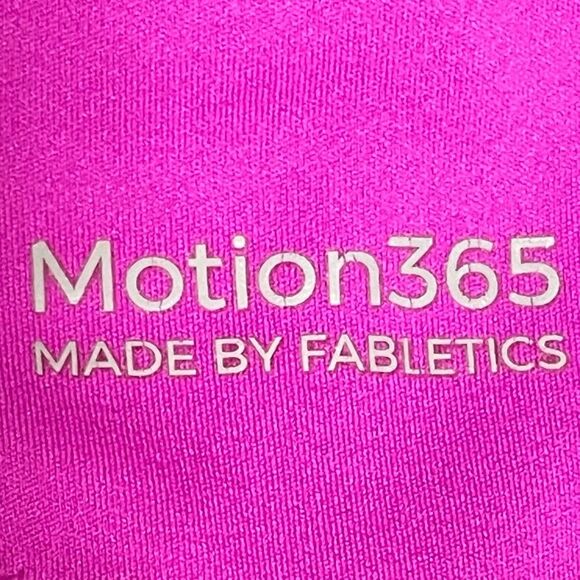 Fabletics Anywhere Motion365 High-Waisted Moto 7/8 Legging Orchid Purple Medium‎ - Picture 7 of 9